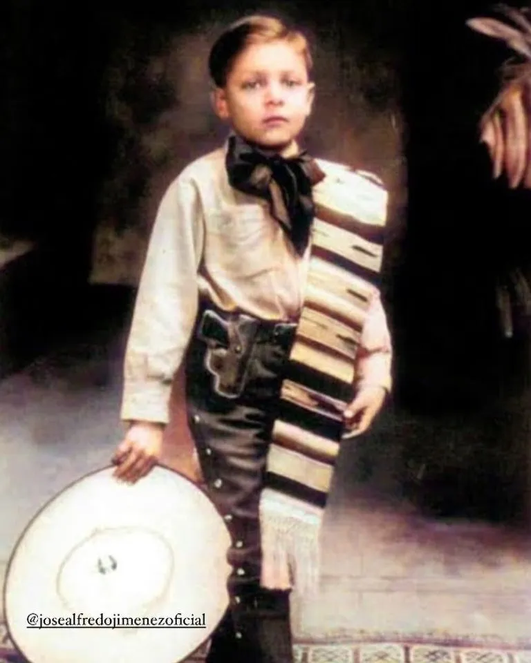 f768x1-574687_574814_5050